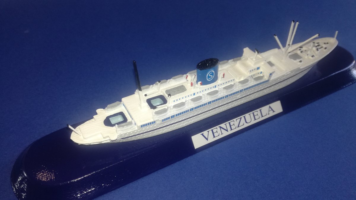 SIOSA FRATELLI GRIMALDI ship VENEZUELA Ex. De Grasse ex Empress of australia . - model ship 1 1250
