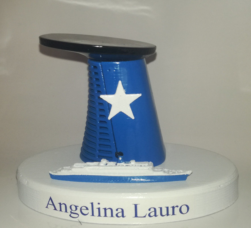 Angelina Lauro ex Oranje model funnel ciminiera echelle 1:300 Flotte Lauro années 60