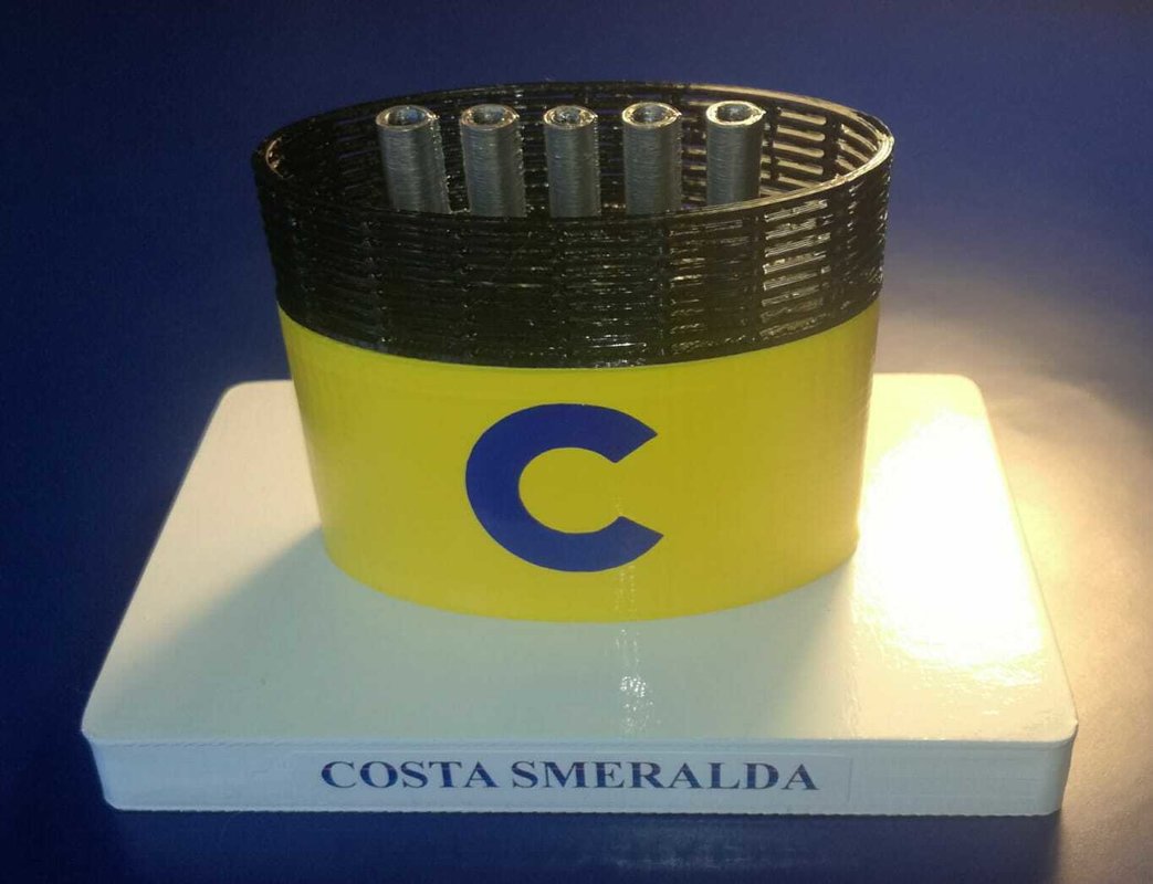 COSTA SMERALDA " NEW " model funnel - Modello ciminiera scale 1:300 Costa Crociere
